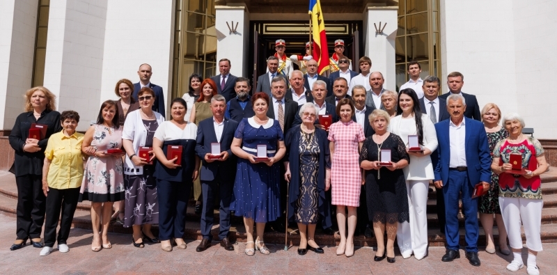 La data de 13 iulie curent, câțiva angajați ai Curții de Conturi a Republicii Moldova (CCRM) s-au învrednicit cu înalte distincții de stat.