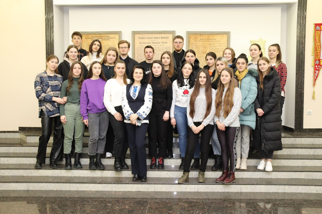 Curtea de Conturi a Republicii Moldova (CCRM) a primit în vizită un grup de elevi ai Colegiului Național de Comerț al Academiei de Studii  Economice din Moldova (ASEM).