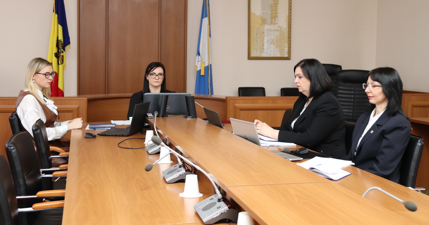 Curtea de Conturi constată că unele activități, procese și proceduri ale Băncii Naționale a Moldovei necesită îmbunătățiri în aspectul dezvoltării cadrului de reglementare intern aferent domeniilor auditate.